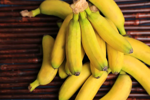 Ramo de mini plátanos —  Fotos de Stock
