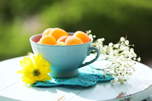 Jelly candies in cup — Stock Photo, Image