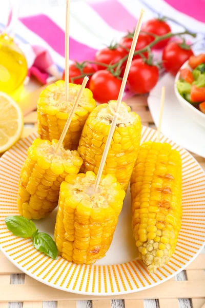 Grilled corn cobs — Stock Photo, Image