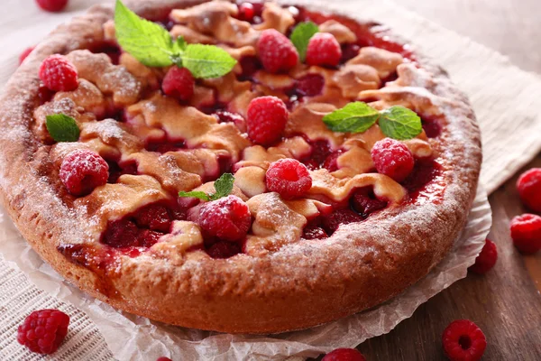 Tasty cake with berries — Stock Photo, Image