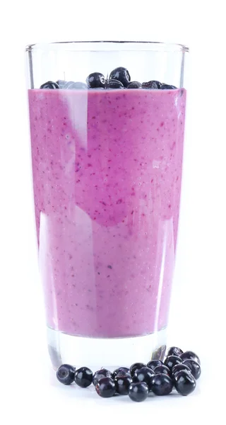 Köstlicher Beeren-Smoothie isoliert auf weiß — Stockfoto