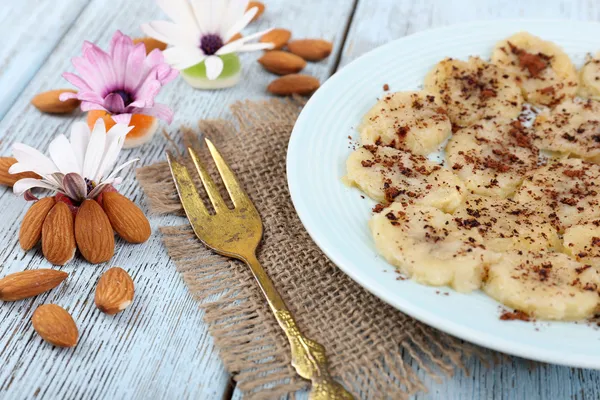 Sweetened fried banana on plate, close-up — Stock Photo, Image