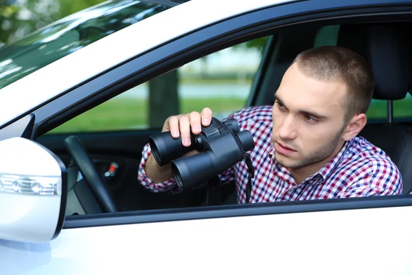 Muž v autě — Stock fotografie