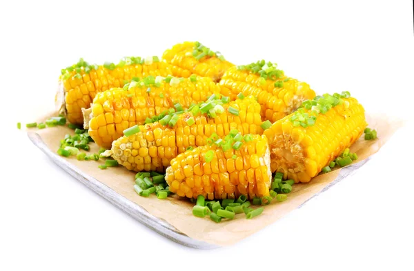 Grillezett kukorica csövek, elszigetelt fehér — Stock Fotó