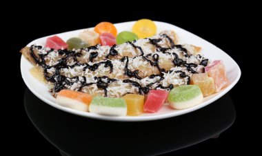 plaka üzerinde kızarmış muz