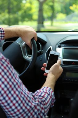 Gezgin'e sürüş araba ve yol bulma