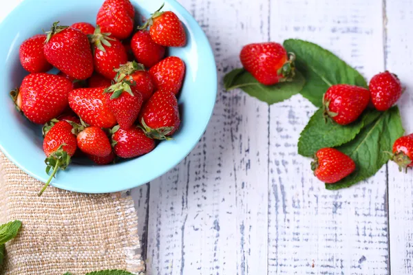Mogna söta jordgubbar — Stockfoto