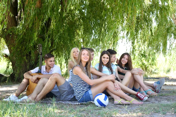 Group of friends having rest — Stock Photo, Image