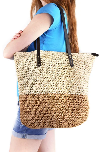 Donna con vimini Eco bag — Foto Stock