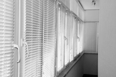 panjurlar ile balkon windows