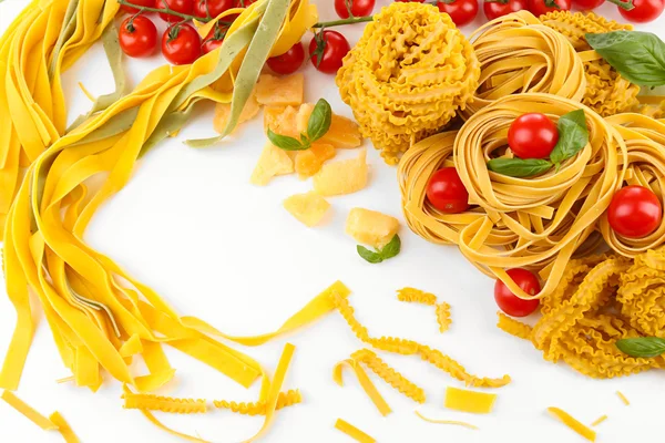 Ruwe huisgemaakte pasta — Stockfoto