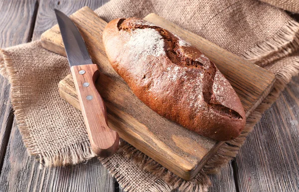 Pane fresco in tavola — Foto Stock