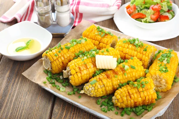 Gegrillte Maiskolben — Stockfoto