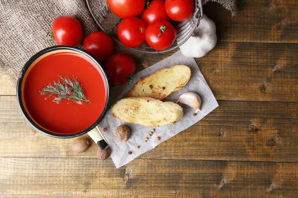 Zelfgemaakte tomatensap — Stockfoto