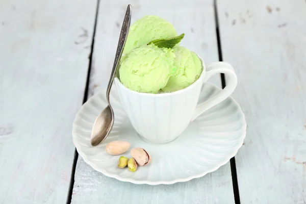 Tasty pistachio ice cream — Stock Photo, Image