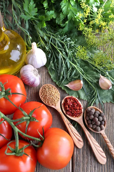 Verduras frescas con hierbas — Foto de Stock