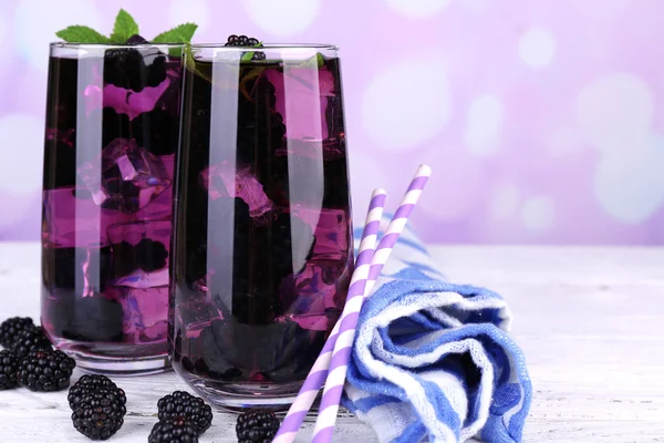 Lekker koel blackberry limonade — Stockfoto