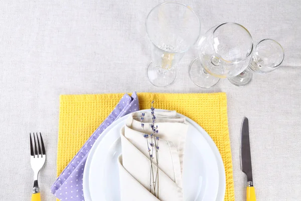 Dining table setting with lavender flowers — Stock Photo, Image