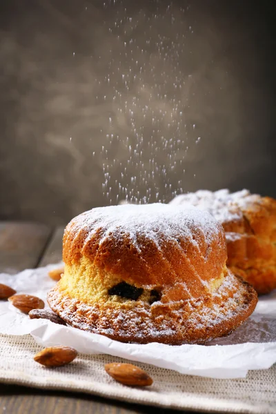 Tasty cakes on table — Stock Photo, Image