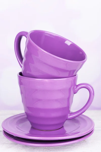 Purple cups and saucers — Stock Photo, Image