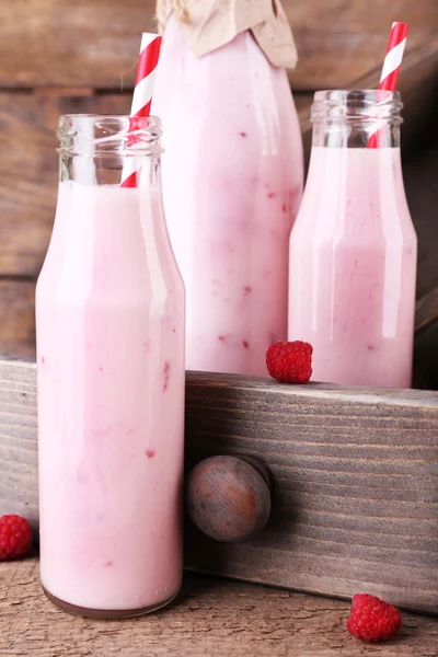 Tasty raspberry smoothie drinks — Stock Photo, Image