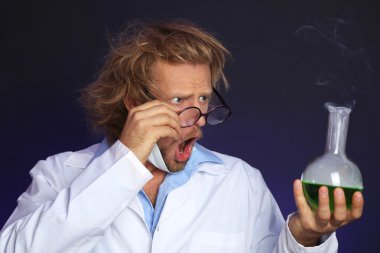 Laboratuvar çılgın bilim adamı