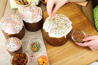 Mutfakta hazırlanması Paskalya kek