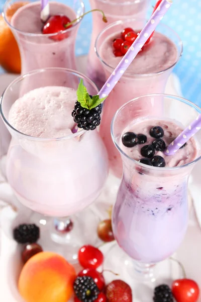 Delicious milkshakes, close-up — Stock Photo, Image