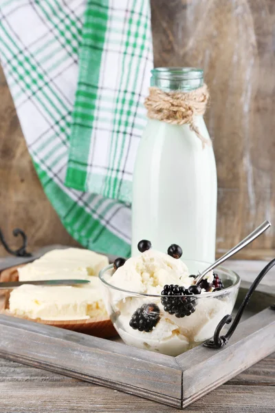 Milk, butter and cottage cheese — Stock Photo, Image