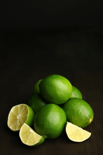 Fresh juicy limes — Stock Photo, Image