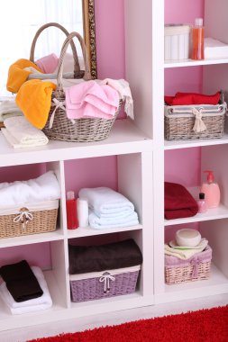 banyo rafları 