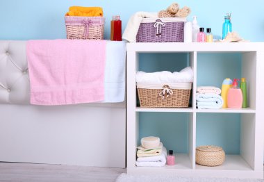 banyo rafları 