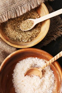 farklı deniz tuzu kase