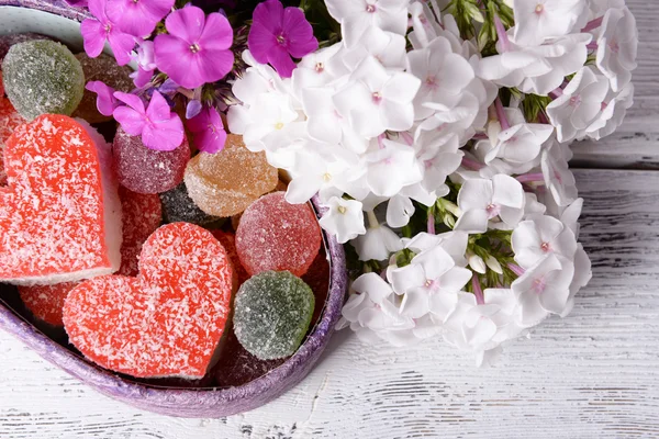 Caja de regalo con dulces — Foto de Stock