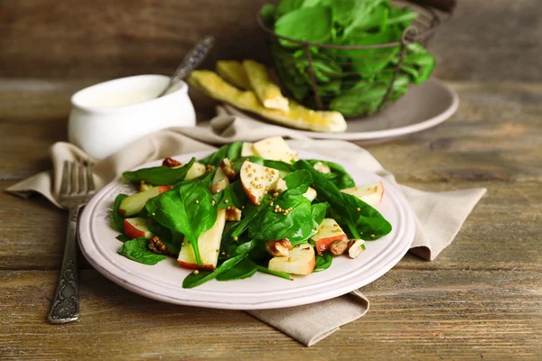 Salad with apples, walnuts and cheese — Stock Photo, Image