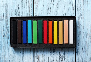 pastel renkli tebeşir
