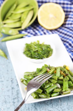 yeşil fasulye ve mısır salatası