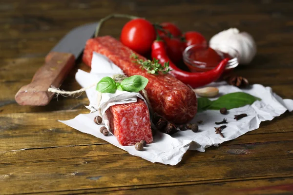 Salsicha de salame saboroso — Fotografia de Stock