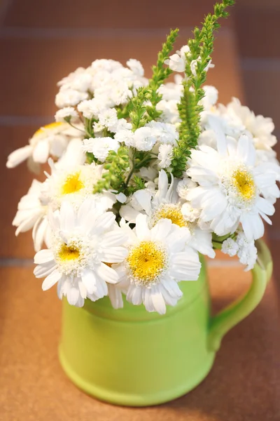 Hermosa decoración de flores — Foto de Stock