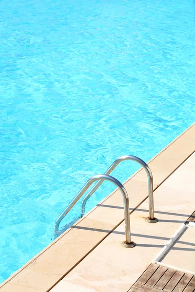 酒店游泳池 — 图库照片