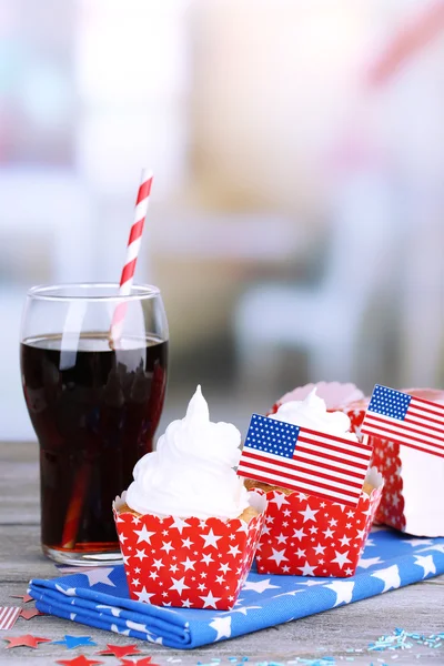 アメリカの愛国心が強い休日カップケーキ — ストック写真