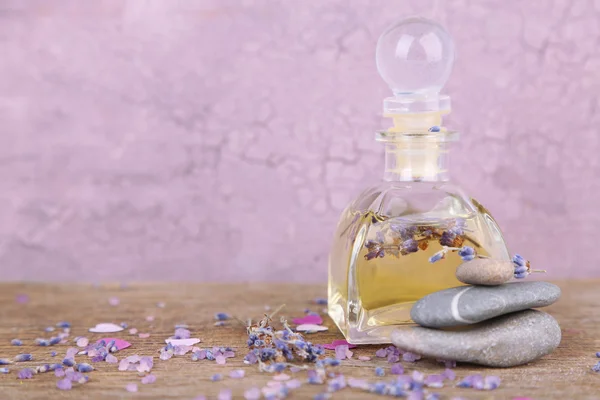 Spa con aceite de lavanda — Foto de Stock