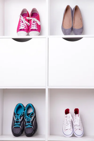 Sapatos de moda coloridos — Fotografia de Stock