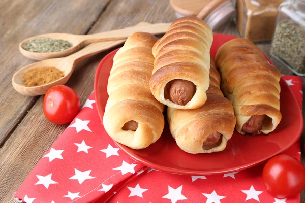 Baked sausage rolls — Stock Photo, Image