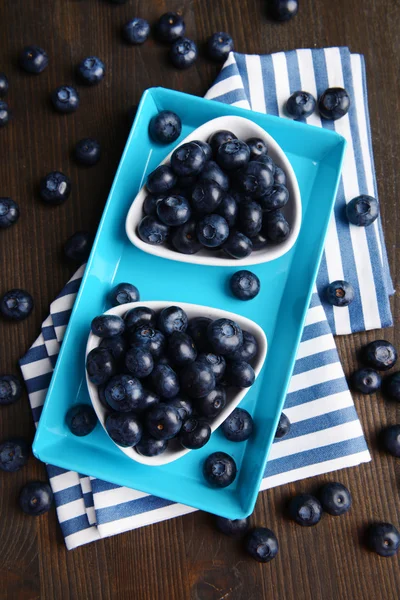 Délicieux bleuets sur la table — Photo