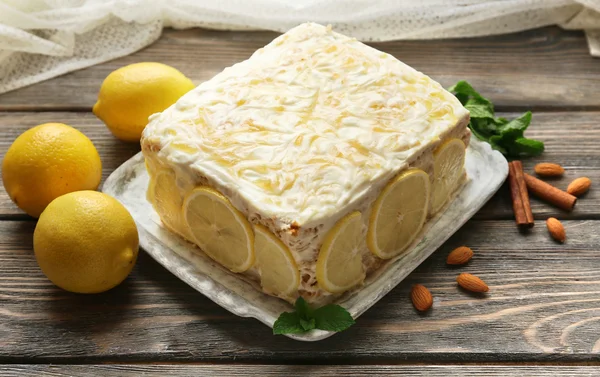 Kue lemon yang lezat — Stok Foto