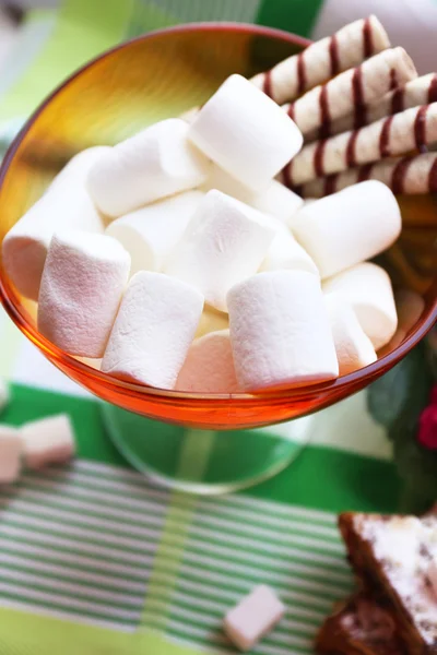 Sweet marshmallows on table — Stock Photo, Image