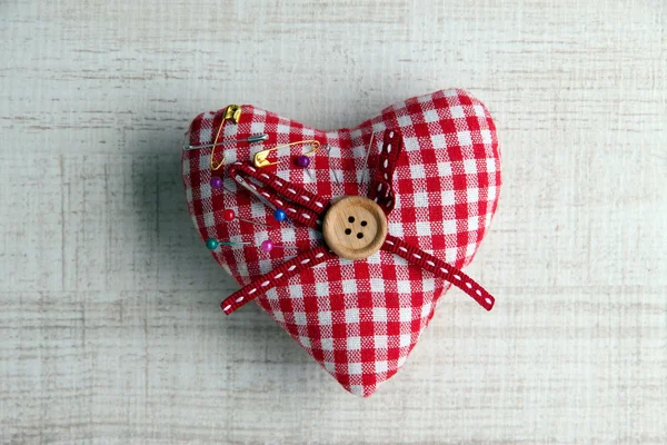 Fabric heart with pins — Stock Photo, Image