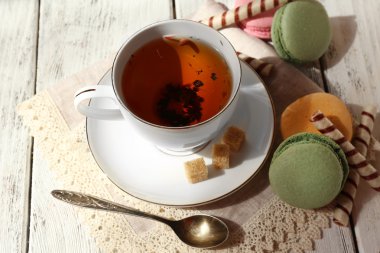 Masada bir fincan çay.