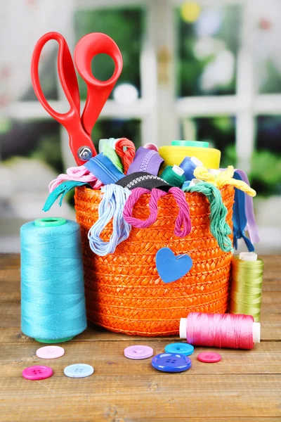 Round sewing box — Stock Photo, Image